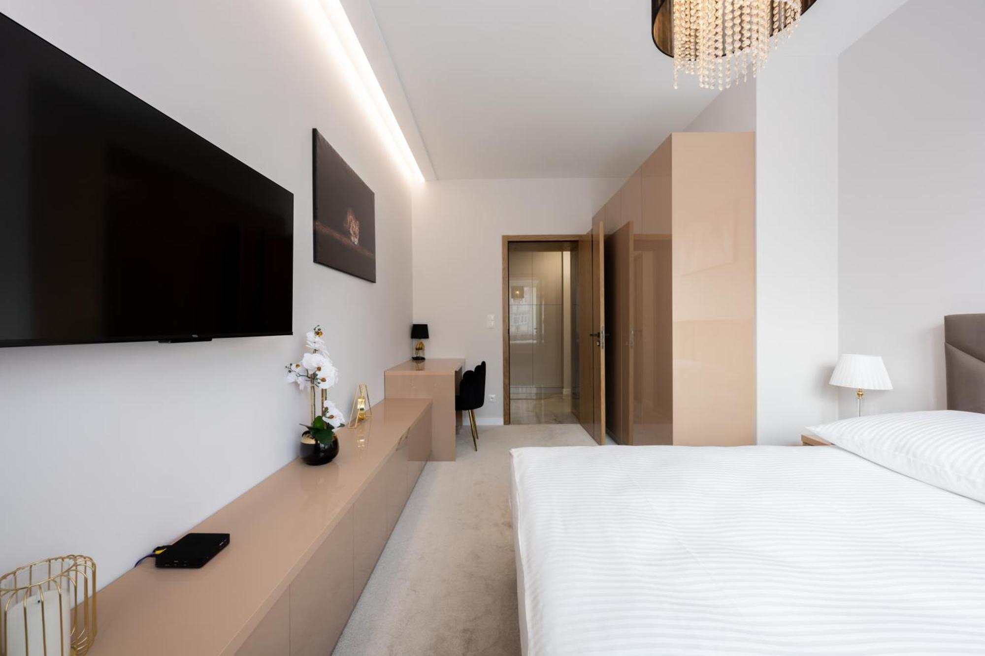 Native Slowackiego 14 Deluxe Apartment Krakow